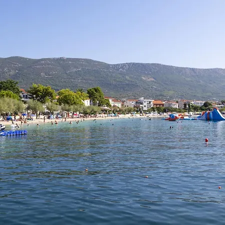 Pet Friendly In Kastel Stari Apartamento *