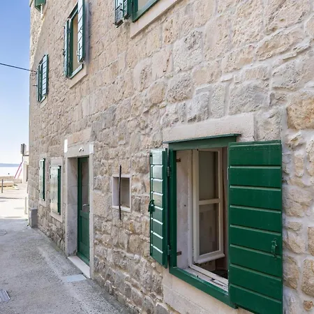 Pet Friendly In Kastel Stari Apartment